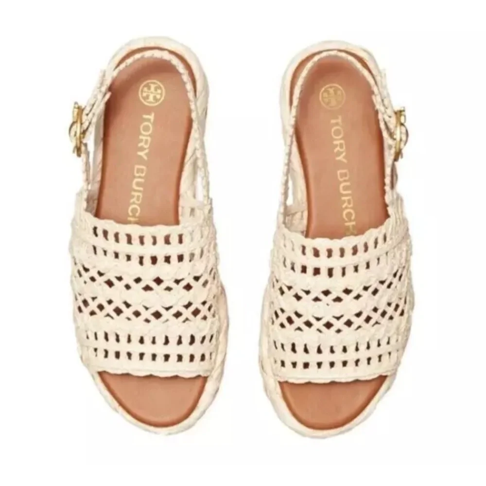 Like new! TORY BURCH RAFFIA ESPADRILLE SANDAL PLATFORM NATURAL/GOLD LOGO w/BOX
